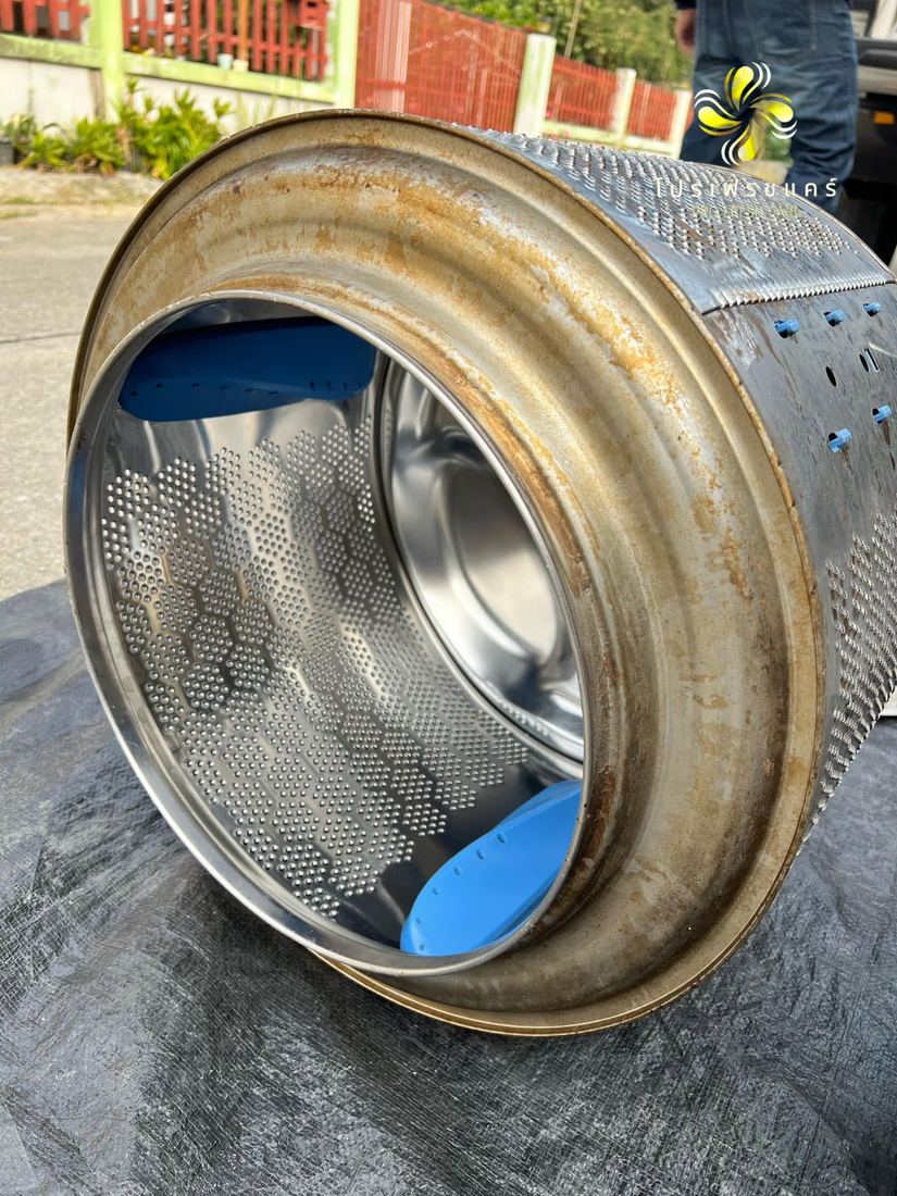 ถอดล้างเครื่องซักผ้าฝาหน้า Electrolux 14 มกราคม 2568 ภาพก่อนล้าง ลำดับที่ 4