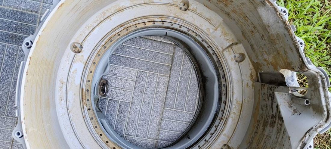 ถอดล้างเครื่องซักผ้าฝาหน้า Electrolux 26 มิถุนายน 2569 ภาพก่อนล้าง ลำดับที่ 4